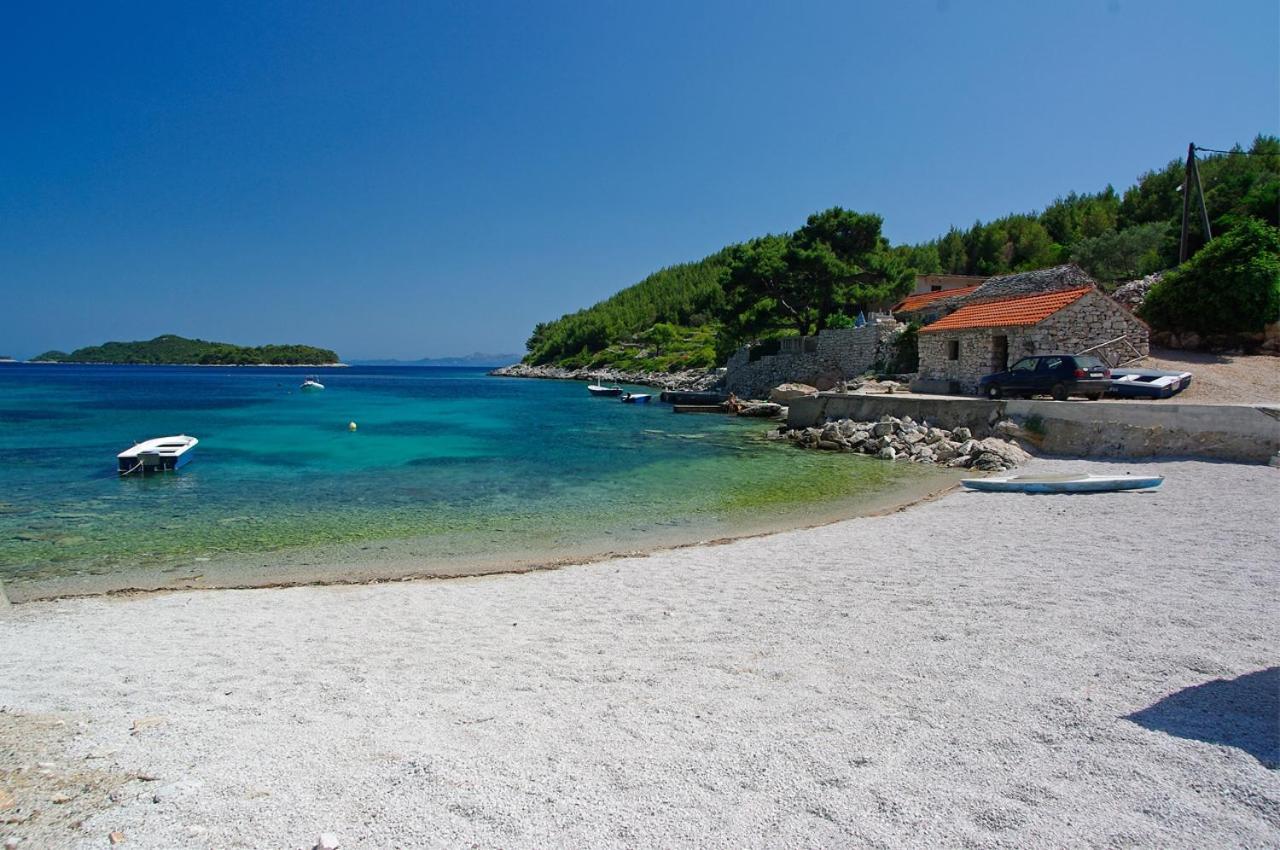 Apartman Apartments By The Sea Cove Zaglav, Korcula - 12208 *