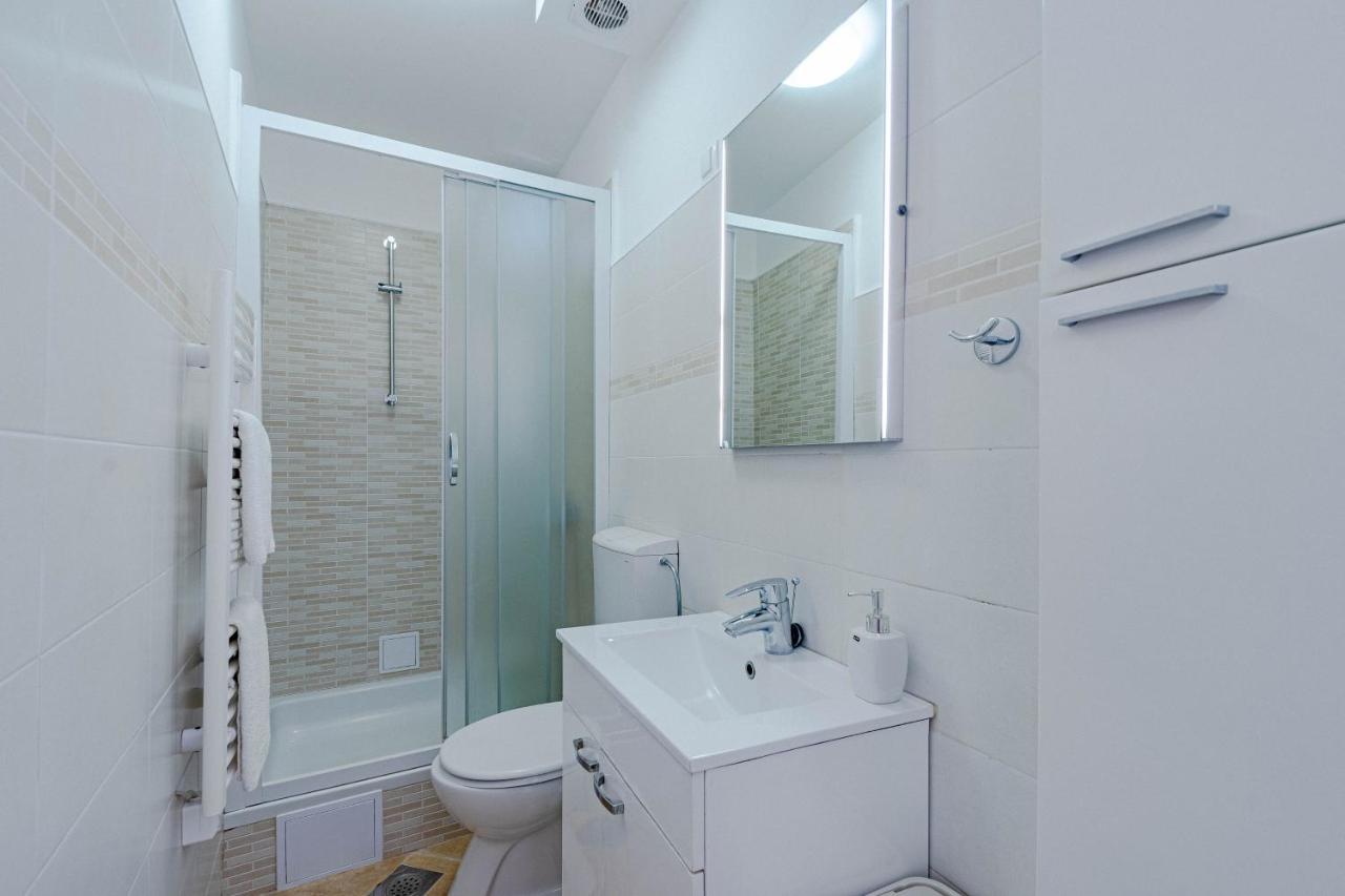 Apartments By The Sea Cove Zaglav, Korcula - 12208 Apartment Prizba